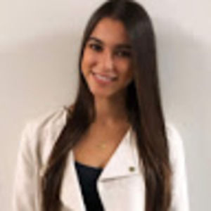 Meet your Posher, Adriana